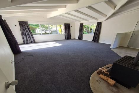 Photo of property in 16 Unity Road, Waitakere, Auckland, 0781