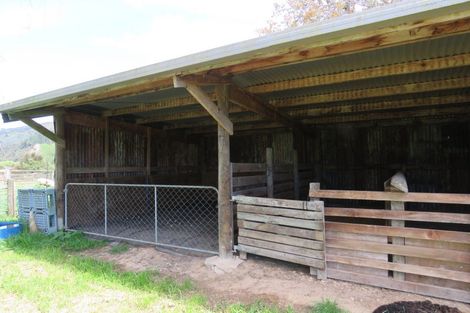 Photo of property in 108 Fairfax Street, Murchison, 7007