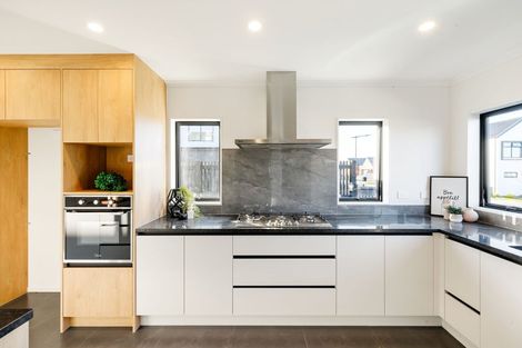 Photo of property in 29 Earp Crescent, Chartwell, 3210