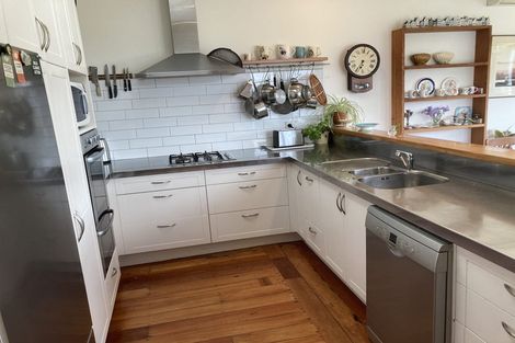Photo of property in 38 Bentinck Avenue, Strathmore Park, Wellington, 6022