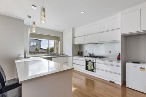 Photo of property in 8 Sauvignon Avenue, Ranui, Auckland, 0612