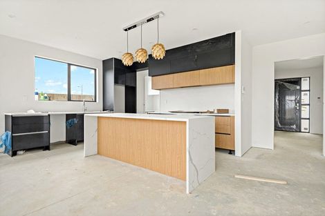 Photo of property in 43 Evergreen Parade, Rosehill, 2113