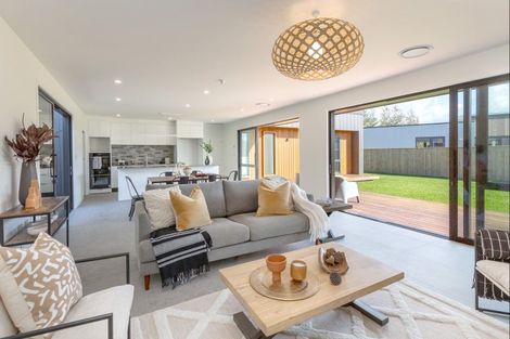 Photo of property in 13 Oates Place, Greytown, 5712