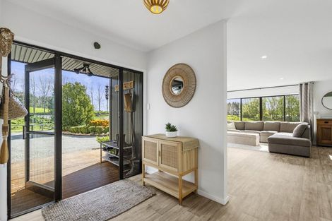 Photo of property in 316 Mountain Road, Maungaturoto, 0587