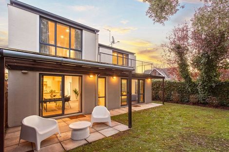 Photo of property in 34 Hamilton Avenue, Ilam, Christchurch, 8041