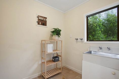 Photo of property in 82 Glen Road, Ranui, Auckland, 0612