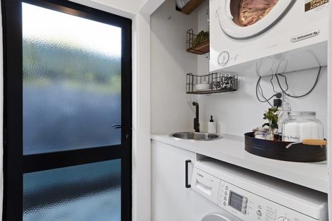 Photo of property in 52r Panorama Drive, Welcome Bay, Tauranga, 3175