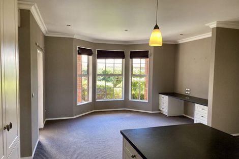 Photo of property in 2 Robertson Court, Cromwell, 9310