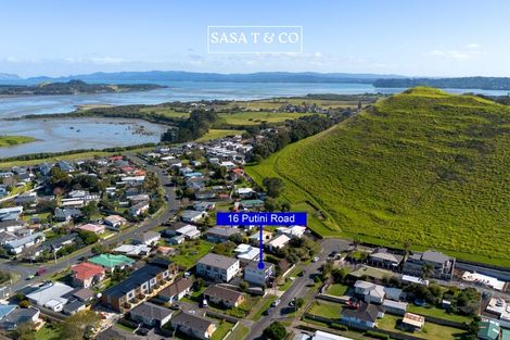 Photo of property in 2/16 Putini Road, Mangere Bridge, Auckland, 2022