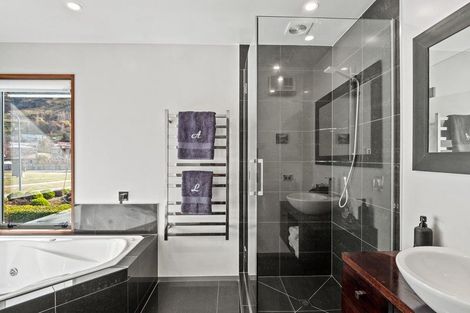 Photo of property in 1 Wellswood Way, Lower Shotover, Queenstown, 9371