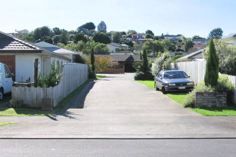 Photo of property in 17 Fremantle Place, Pakuranga Heights, Auckland, 2010