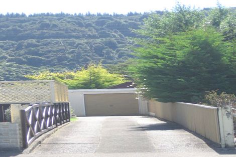 Photo of property in 17f2- Oak Street, Ebdentown, Upper Hutt, 5018