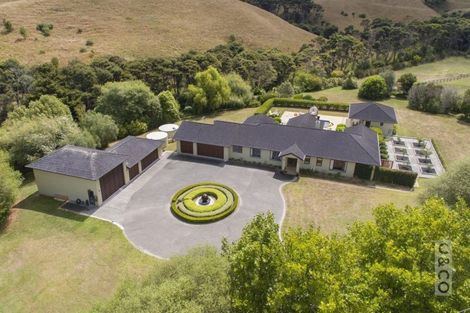 Photo of property in 1030 Peak Road, Helensville, 0875