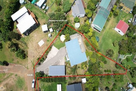 Photo of property in 16 Mariner Cove Road, Tinopai, Matakohe, 0593