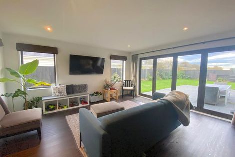 Photo of property in 8 Jennabelle Lane, Halswell, Christchurch, 8025