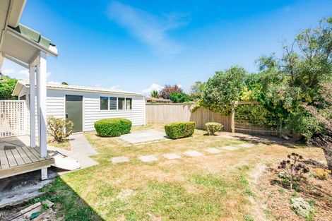Photo of property in 24 Kapanui Road, Waikanae, 5036