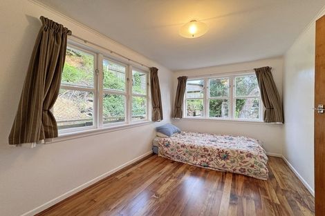 Photo of property in 99 Melbourne Road, Island Bay, Wellington, 6023