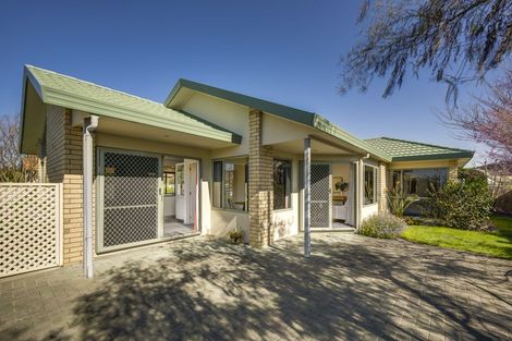 Photo of property in 3 Alderney Way, Taradale, Napier, 4112