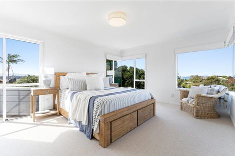 Photo of property in 6 Puriri Place, Sandspit, Warkworth, 0982