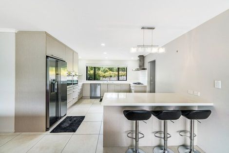 Photo of property in 165b Oraha Road, Kumeu, 0892