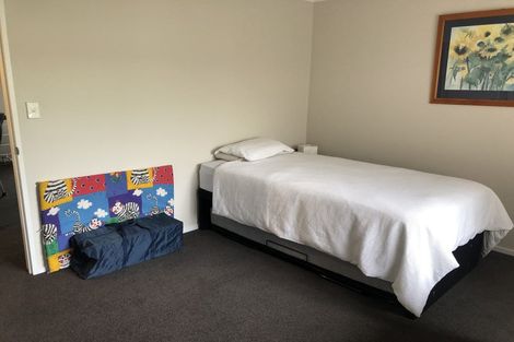 Photo of property in 1 Glenburn Place, Nawton, Hamilton, 3200