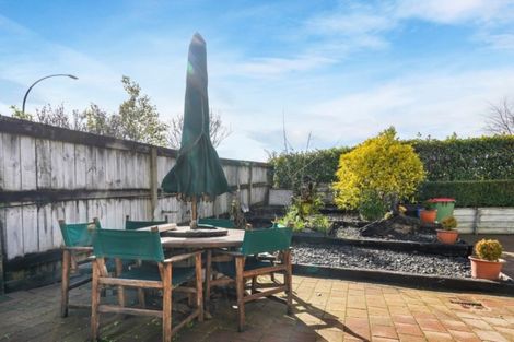 Photo of property in 5 Cate Road, Rototuna, Hamilton, 3210