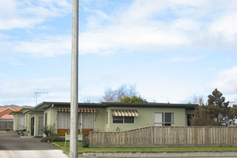Photo of property in 3/32 Napier Road, Havelock North, 4130