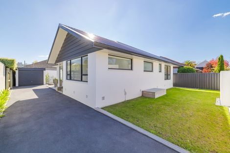 Photo of property in 33 Church Lane, Merivale, Christchurch, 8014