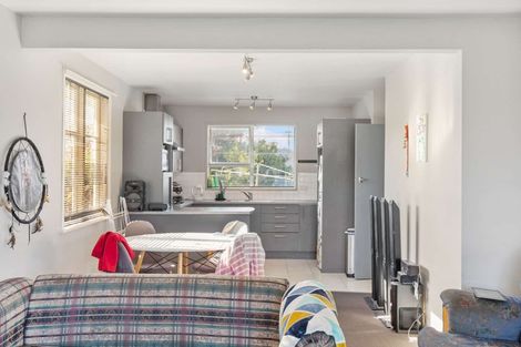 Photo of property in 8 Murray Avenue, Hawera, 4610