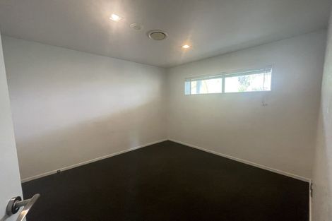 Photo of property in 7/222 Albany Highway, Schnapper Rock, Auckland, 0632