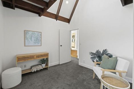 Photo of property in 20 Shakespeare Road, Bastia Hill, Whanganui, 4500