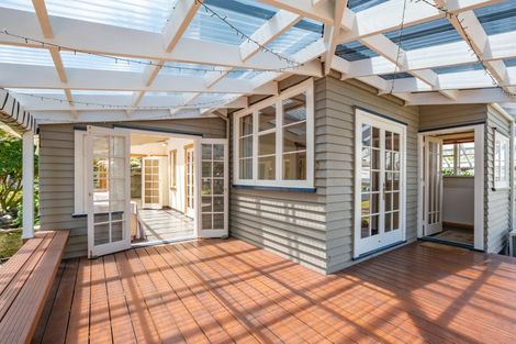Photo of property in 61 Te Aroha Street, Hamilton East, Hamilton, 3216