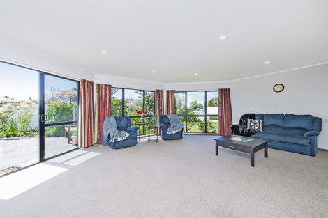 Photo of property in 1 Devon Crescent, Darfield, 7510