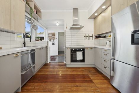 Photo of property in 4 Princes Street, Riverhead, 0820
