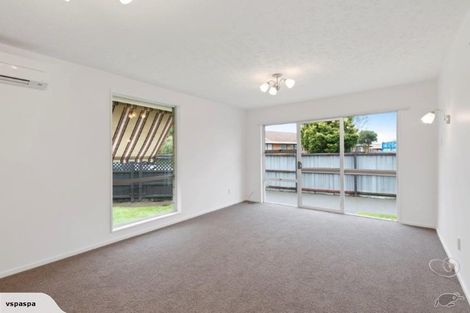 Photo of property in 12 Ruddenklau Lane, Bishopdale, Christchurch, 8053