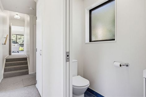 Photo of property in 11 Angle Street, Picton, 7220