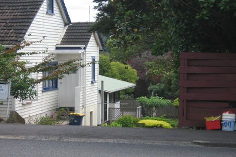 Photo of property in 3175 Great North Road, New Lynn, Auckland, 0600