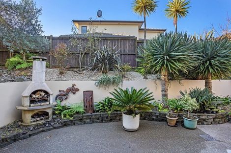 Photo of property in 5 Chateau Rise, Flat Bush, Auckland, 2016