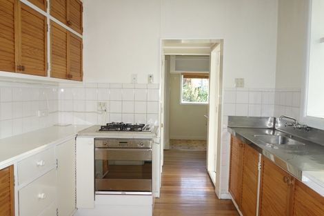 Photo of property in 223 Centaurus Road, Saint Martins, Christchurch, 8022