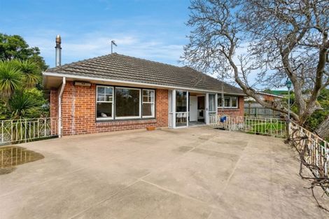 Photo of property in 121 Saint Martins Road, Saint Martins, Christchurch, 8022