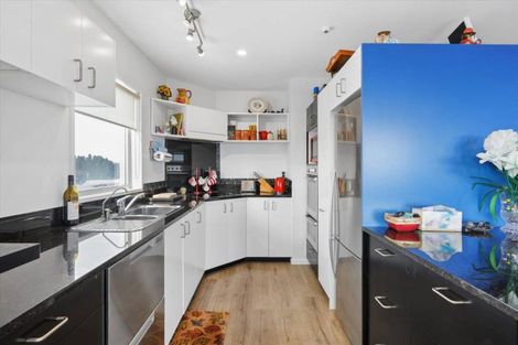 Photo of property in 5/1086 Papamoa Beach Road, Papamoa Beach, Papamoa, 3118