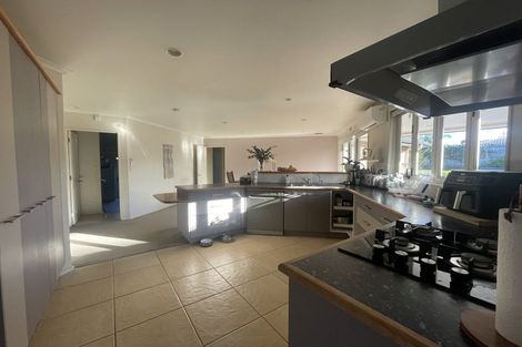 Photo of property in 83 Te Wharau Drive, Greenhithe, Auckland, 0632