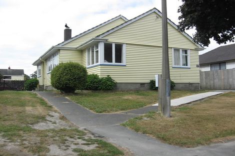 Photo of property in 14 Roche Avenue, Upper Riccarton, Christchurch, 8041