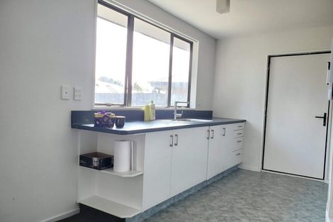 Photo of property in 5a Kawaka Street, Riccarton, Christchurch, 8041