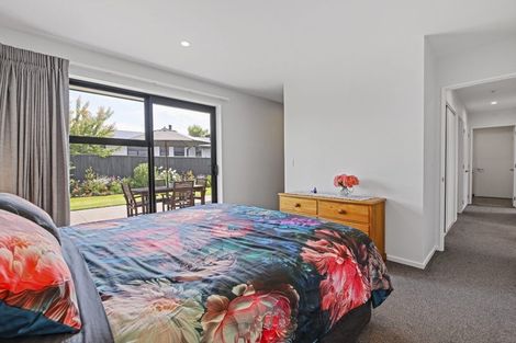 Photo of property in 14 Awarua Road, Pegasus, 7612