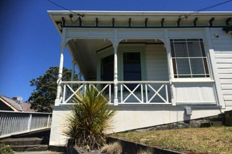 Photo of property in 21 Dorking Road, Brooklyn, Wellington, 6021