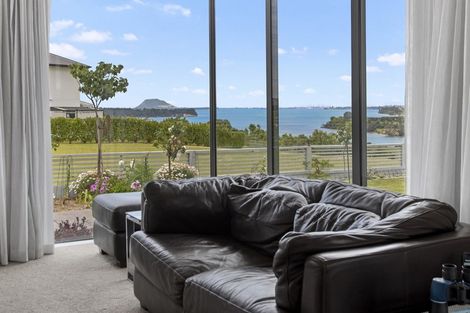 Photo of property in 28 Holyoake Terrace, Omokoroa, 3114