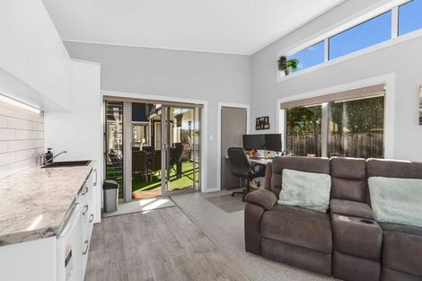 Photo of property in 60 Rua Avenue, Waitarere Beach, Levin, 5510