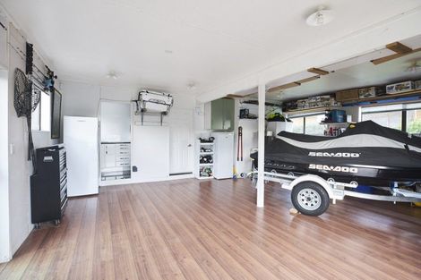Photo of property in 4 Sophora Place, Totara Heights, Auckland, 2105
