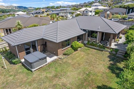 Photo of property in 14 Tararua Close, Aotea, Porirua, 5024